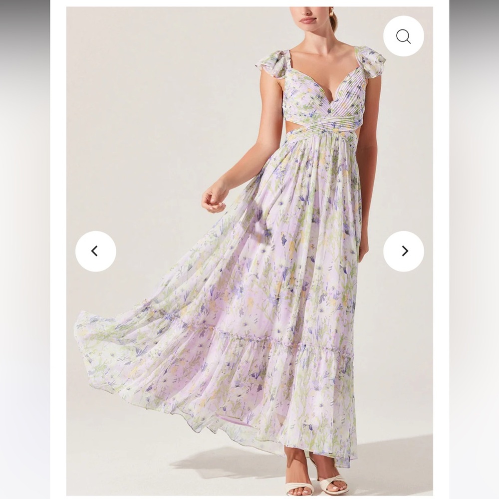 ASTR THE LABEL NWT Primrose Floral Strappy Back Maxi Dress Color: Lavender